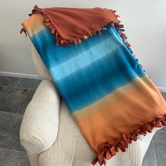 Fleece throws blankets - Picture 2 of 2